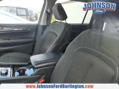 2022 Jeep Grand Cherokee L Laredo