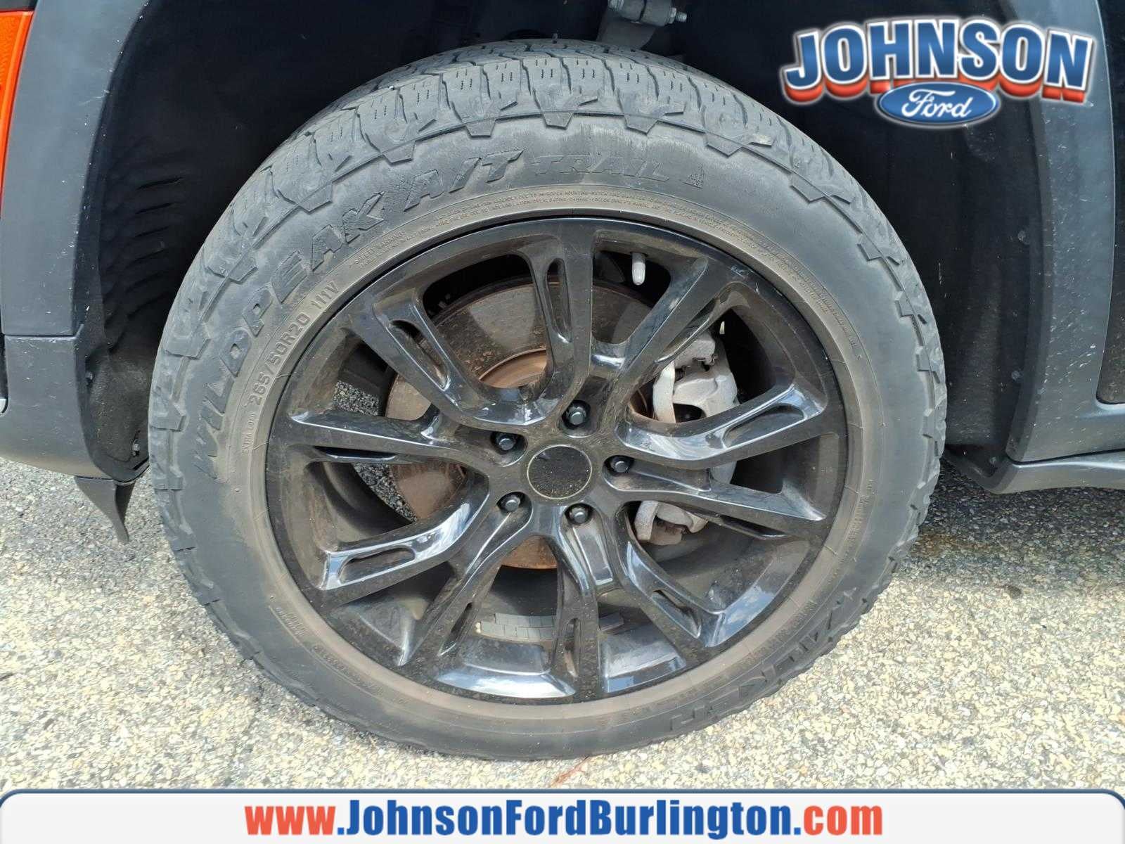 2022 Jeep Grand Cherokee L Laredo