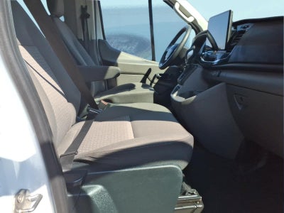 2023 Ford Transit Passenger Wagon XLT