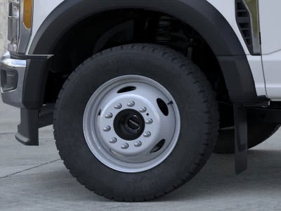 2025 Ford Super Duty F-550 DRW F-550® XL