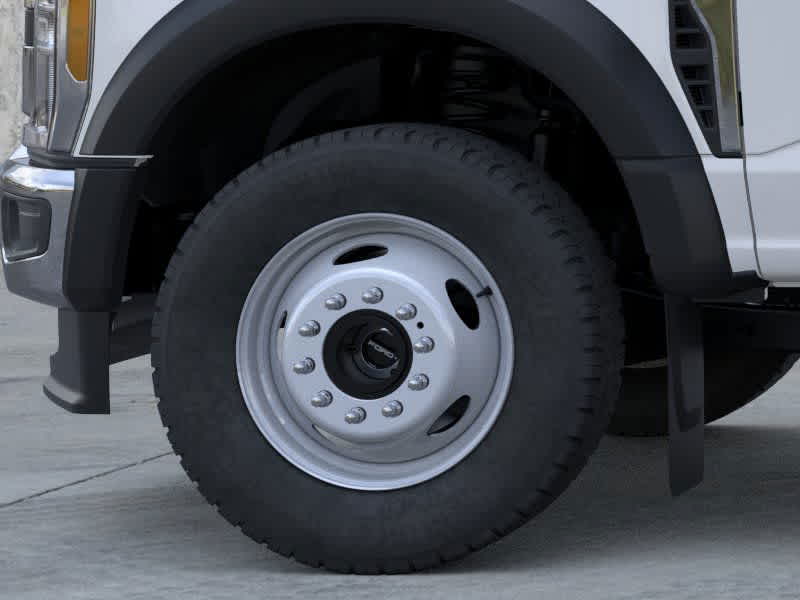 2025 Ford Super Duty F-550 DRW F-550® XL