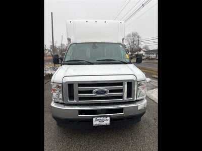 2024 Ford E-Series Cutaway E-350 SRW 138" WB