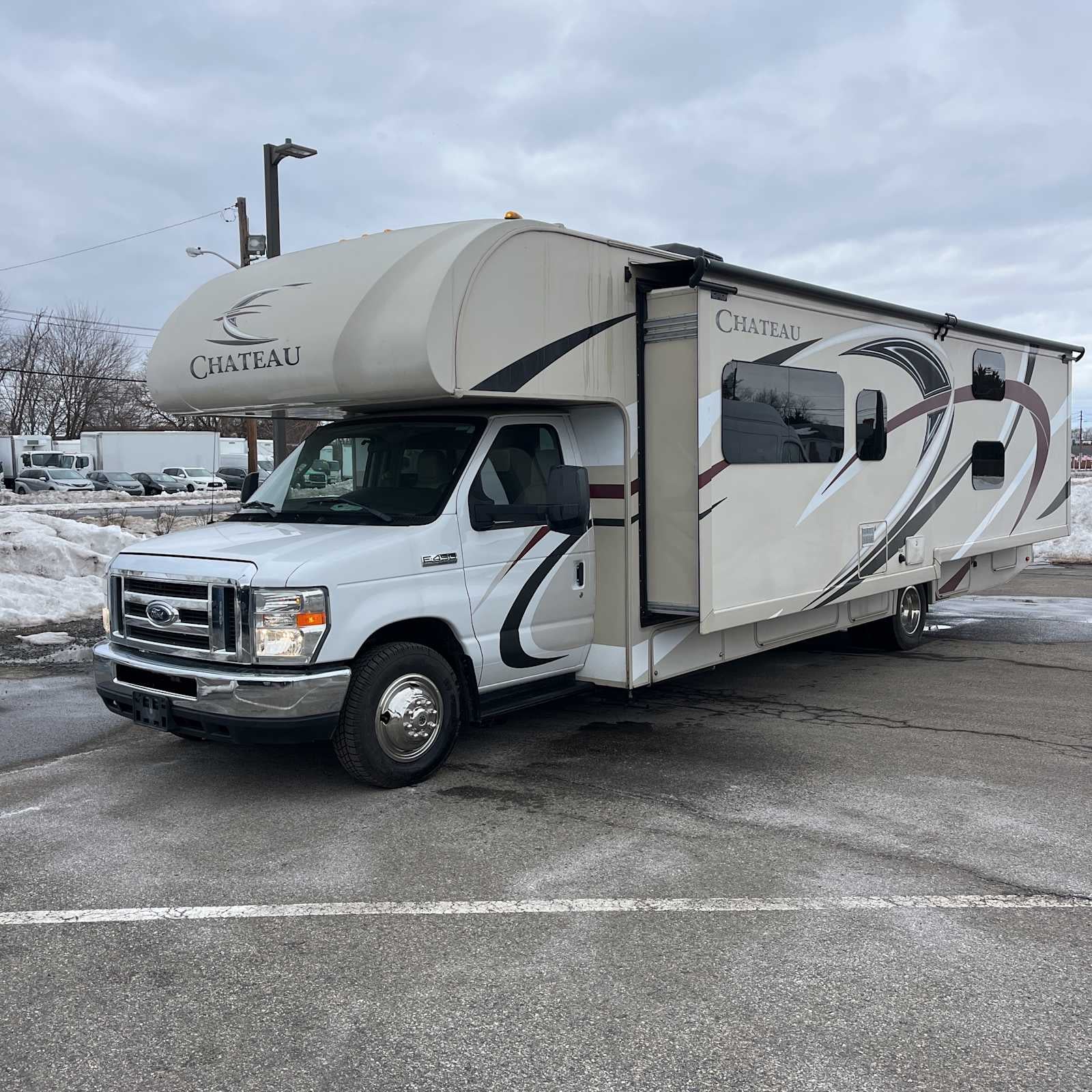 2017 Ford E-Series Cutaway Base DRW