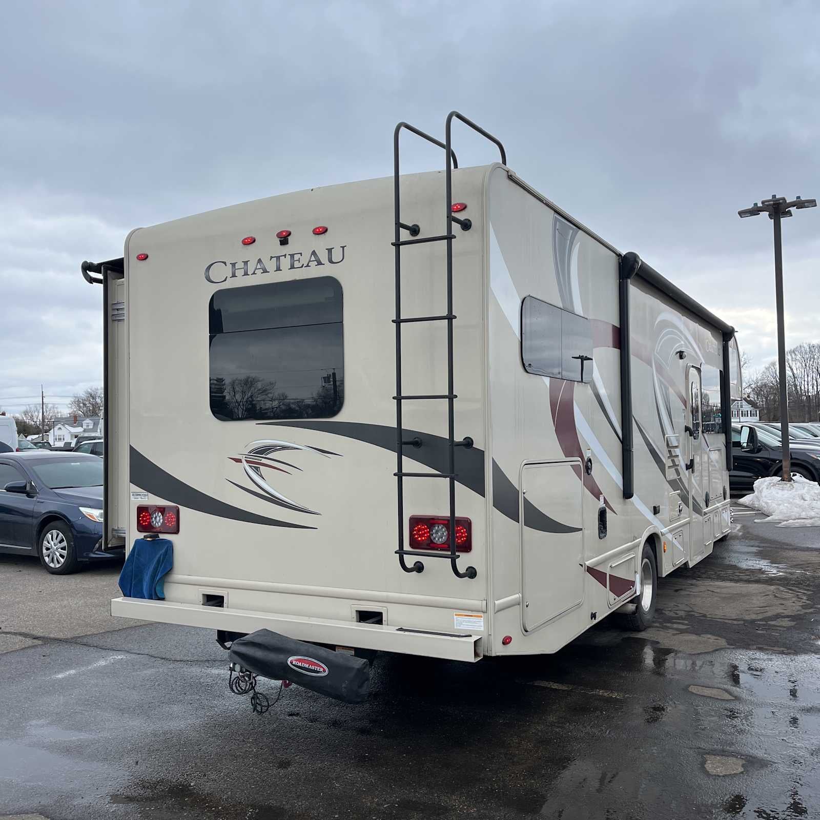 2017 Ford E-Series Cutaway Base DRW