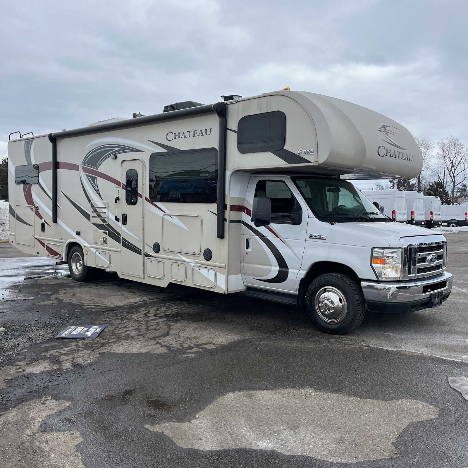 2017 Ford E-Series Cutaway Base DRW