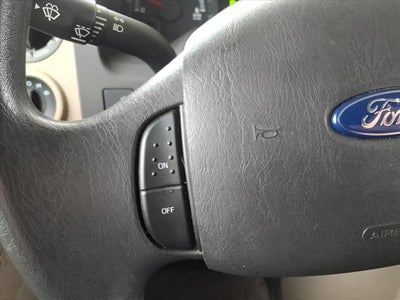 2017 Ford E-Series Cutaway Base DRW