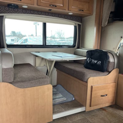 2017 Ford E-Series Cutaway Base DRW