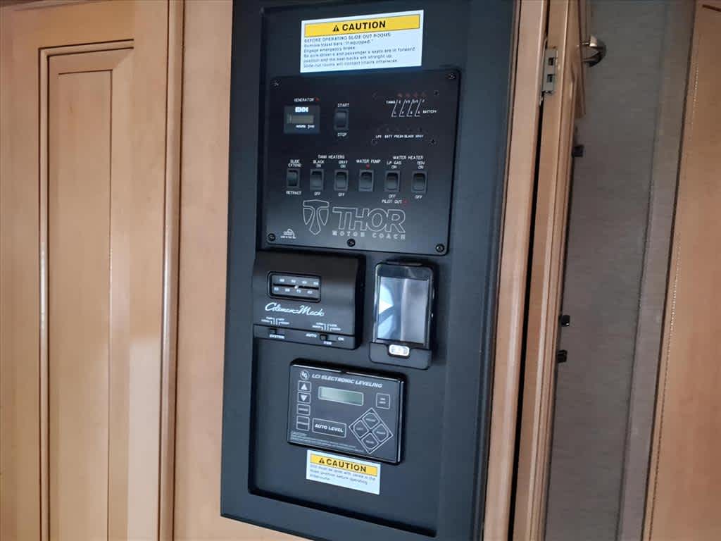 2017 Ford E-Series Cutaway Base DRW