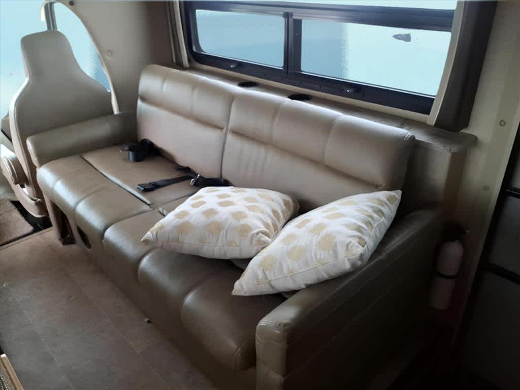 2017 Ford E-Series Cutaway Base DRW