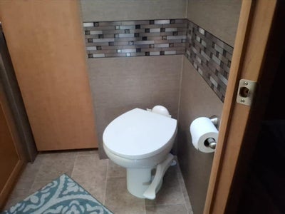 2017 Ford E-Series Cutaway Base DRW