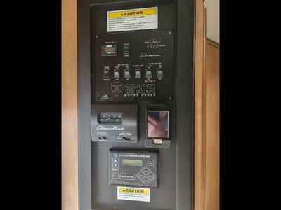 2017 Ford E-Series Cutaway Base DRW