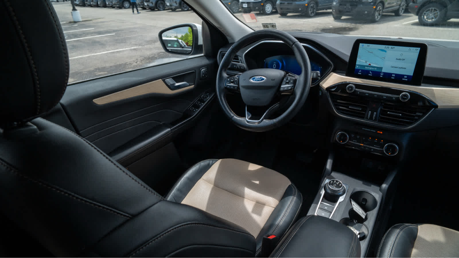 2022 Ford Escape Titanium