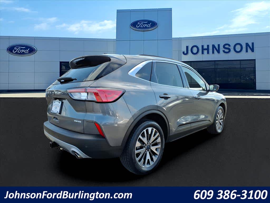 2022 Ford Escape Titanium