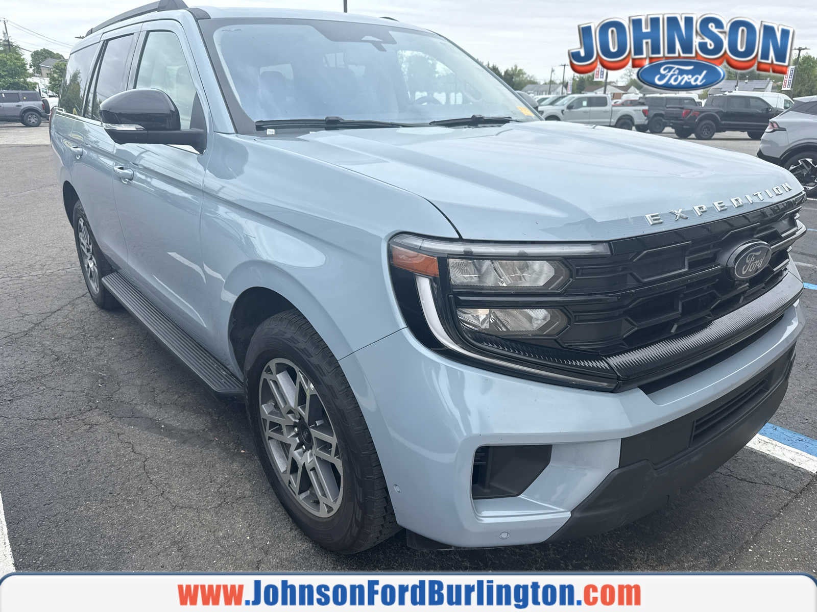 2025 Ford Expedition Active