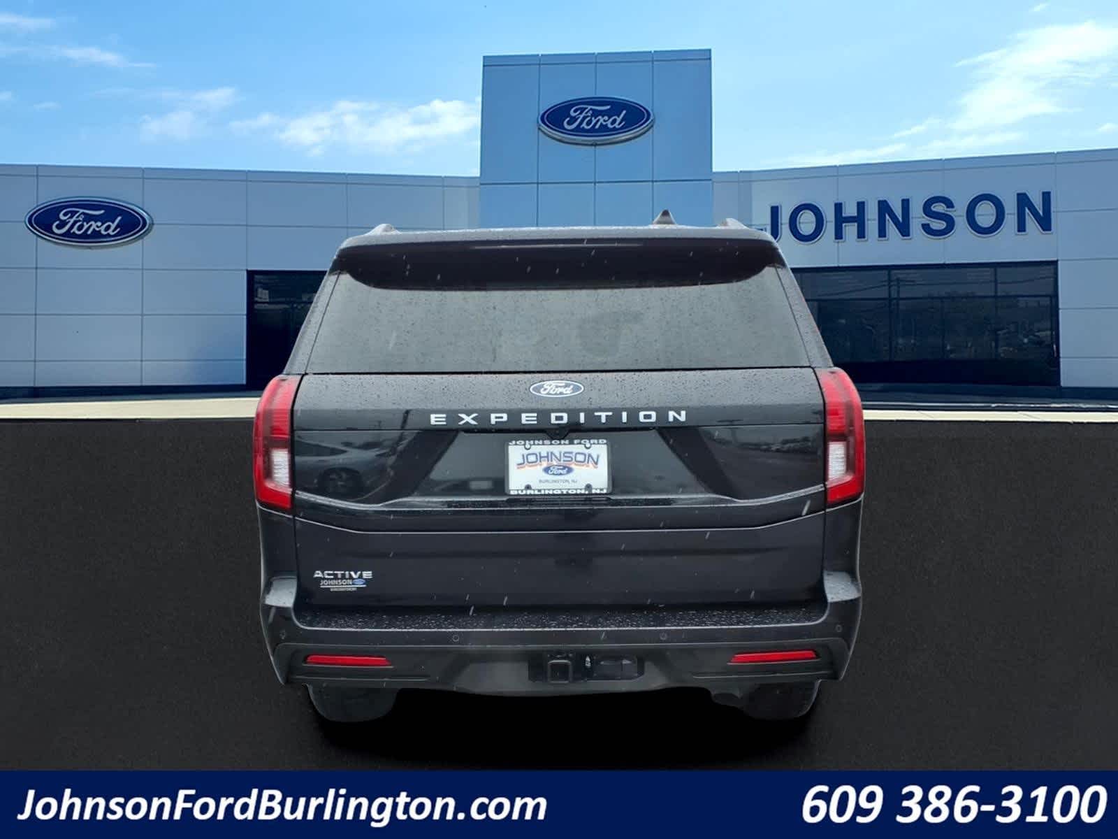 2025 Ford Expedition Active