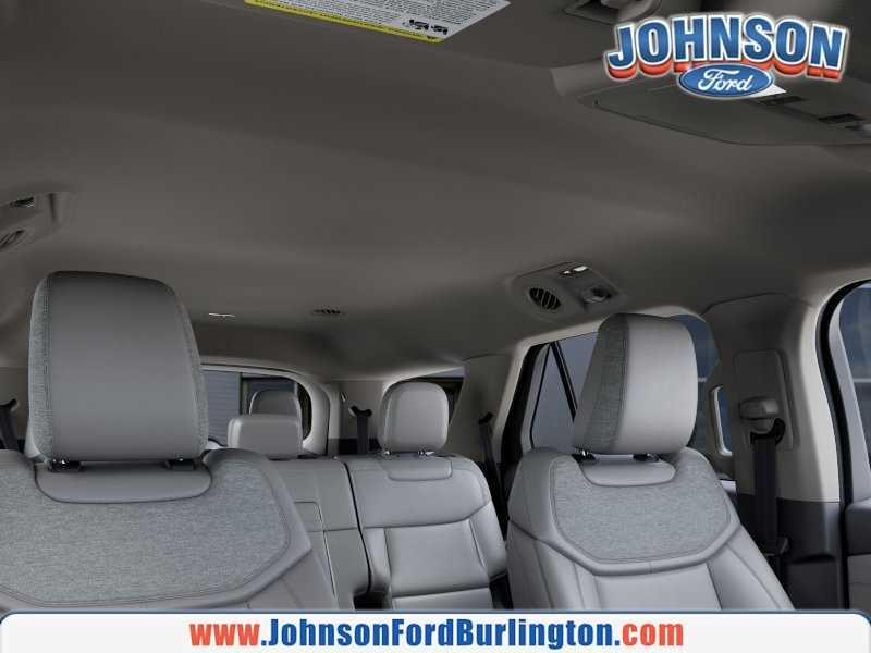 2027 Ford Explorer Active w/200A Pkg