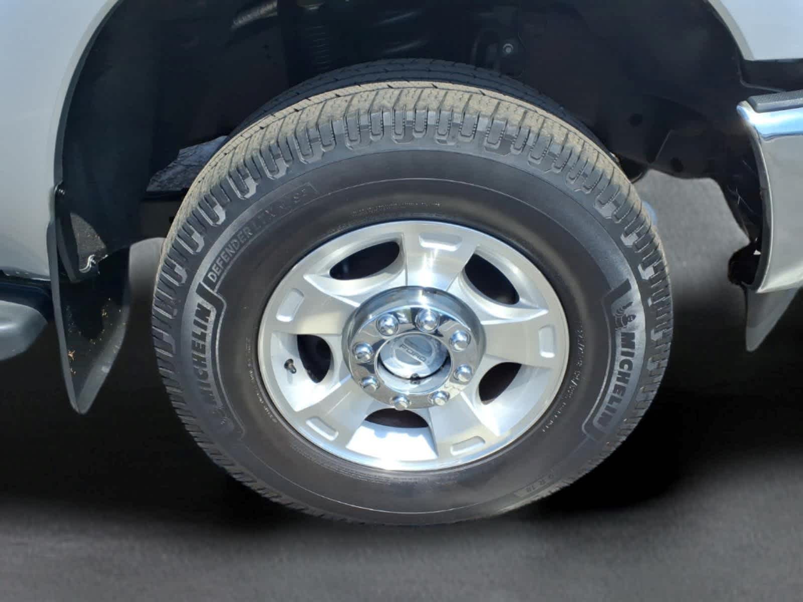 2015 Ford Super Duty F-250 Pickup XLT