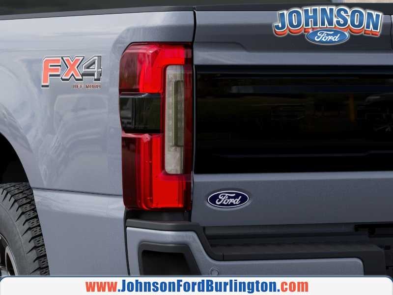 2027 Ford Super Duty F-250 SRW F-250® Platinum®