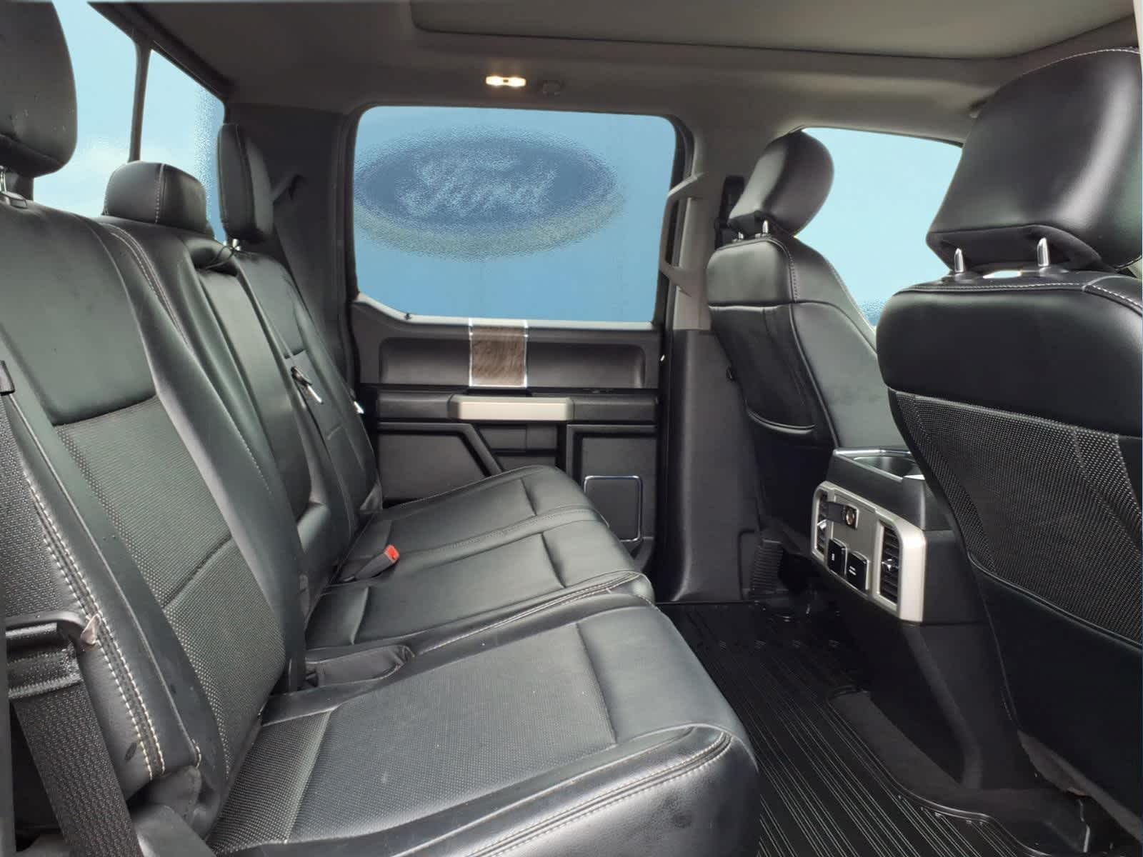 2019 Ford Super Duty F-350 SRW Pickup LARIAT