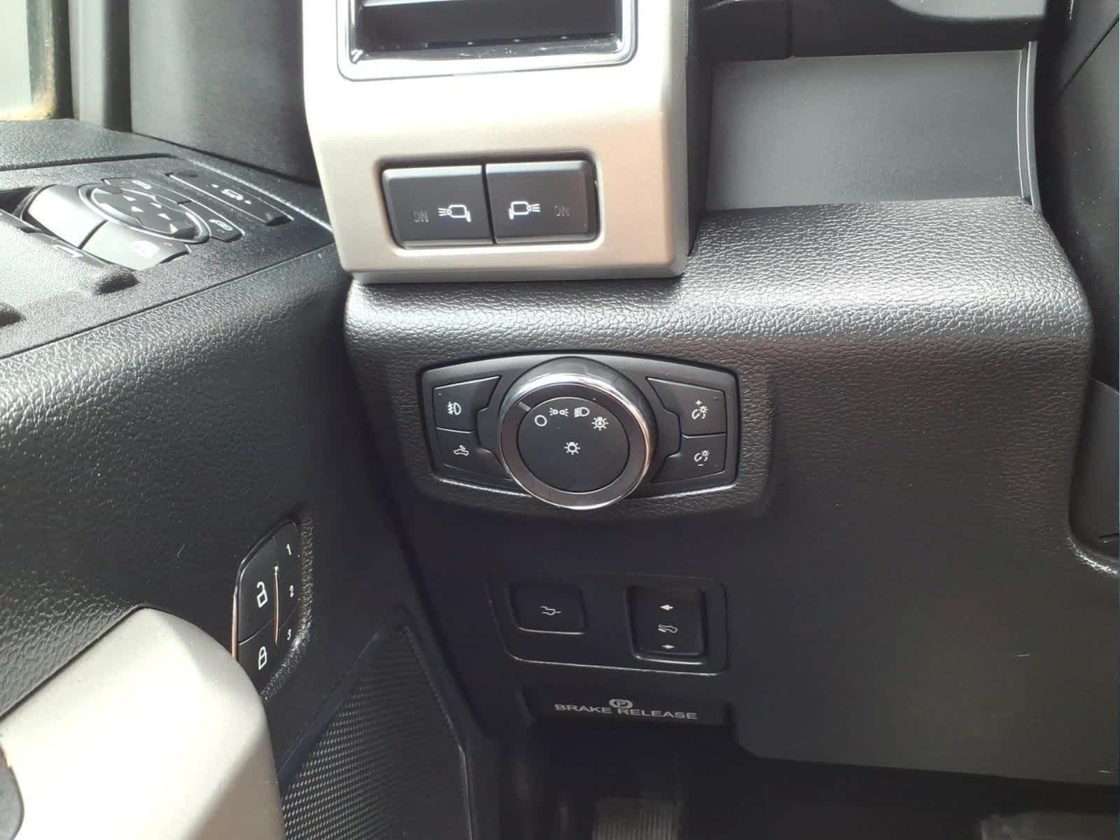 2019 Ford Super Duty F-350 SRW Pickup LARIAT