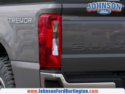 2027 Ford Super Duty F-350 SRW XLT