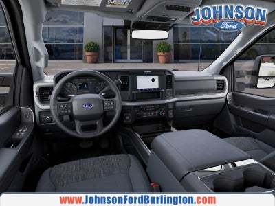 2027 Ford Super Duty F-350 SRW XLT