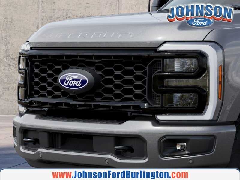 2027 Ford Super Duty F-350 SRW LARIAT