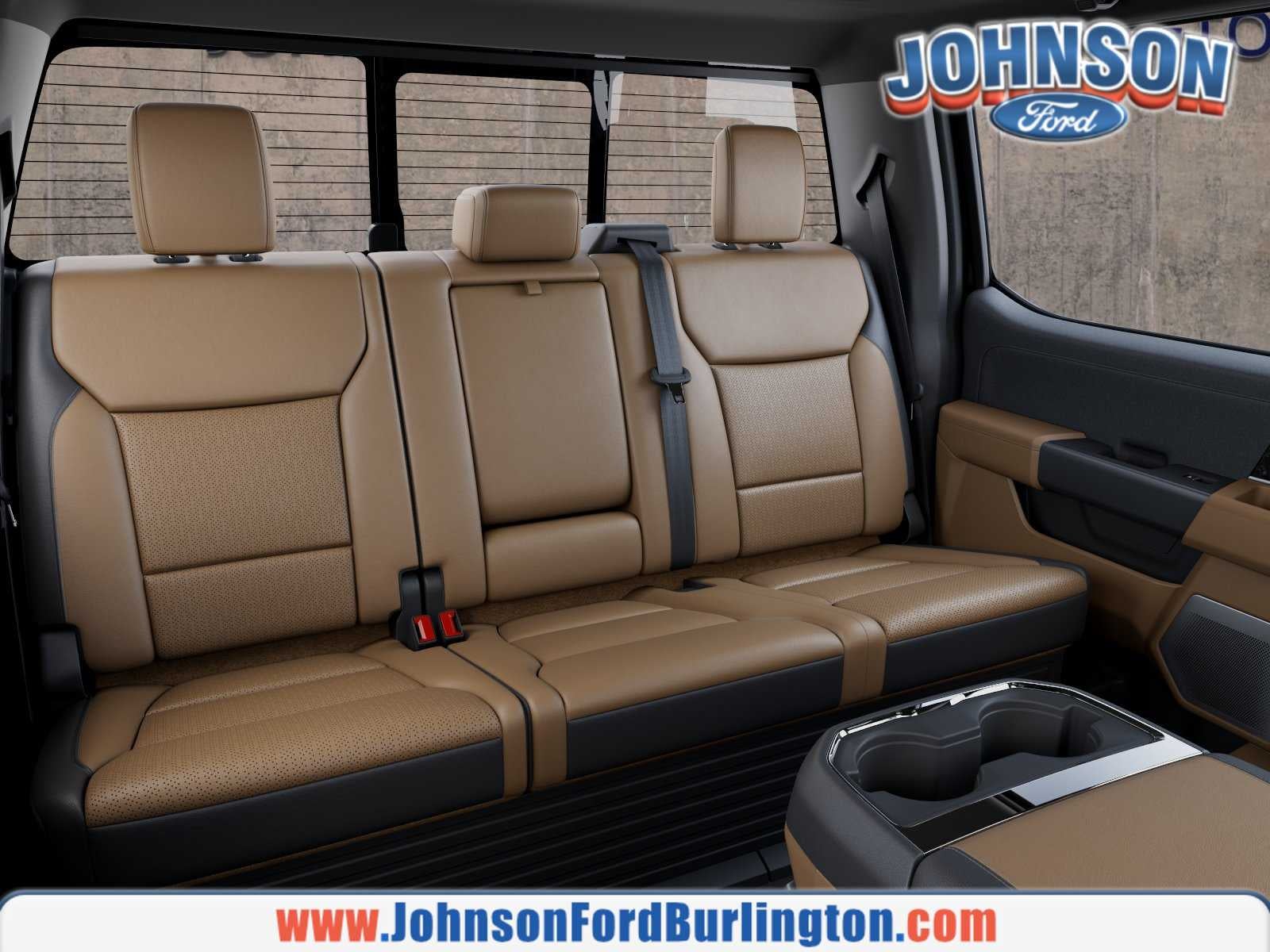 2027 Ford Super Duty F-350 SRW LARIAT