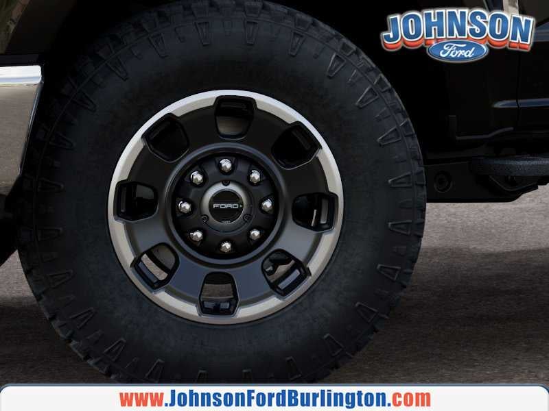 2027 Ford Super Duty F-350 SRW XLT