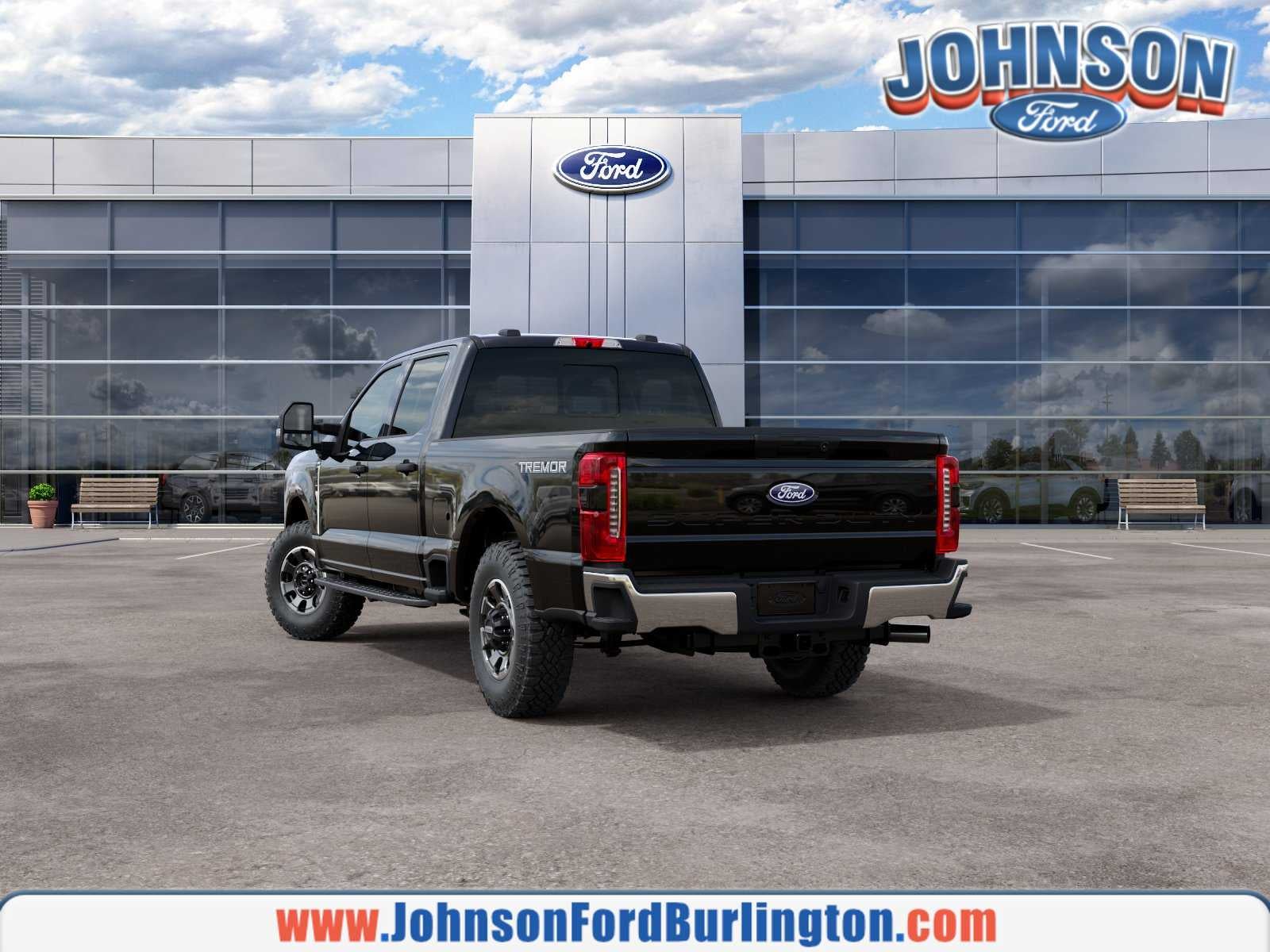 2027 Ford Super Duty F-350 SRW XLT