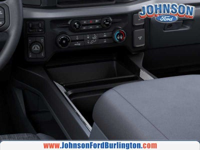 2027 Ford Super Duty F-350 SRW XLT