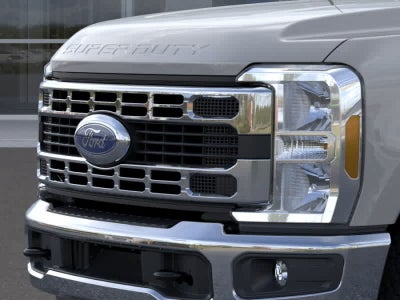 2026 Ford Super Duty F-350 SRW F-350® XLT