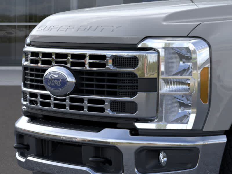2026 Ford Super Duty F-350 SRW F-350® XLT