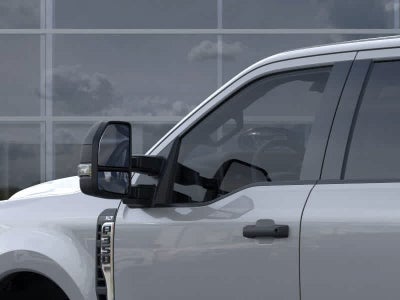 2026 Ford Super Duty F-350 SRW F-350® XLT