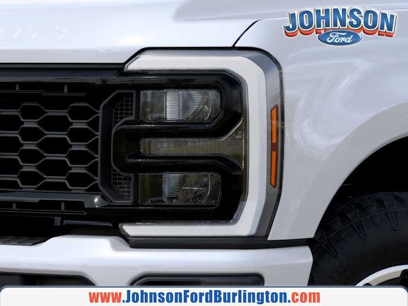 2027 Ford Super Duty F-350 SRW LARIAT