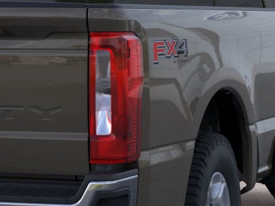 2026 Ford Super Duty F-350 SRW XLT