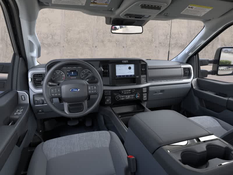 2026 Ford Super Duty F-350 SRW XLT