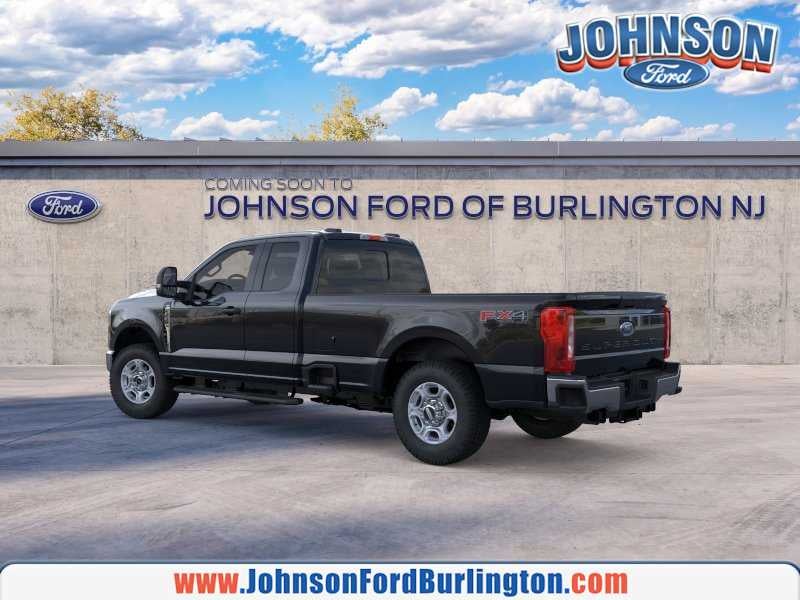 2026 Ford Super Duty F-350 SRW XLT