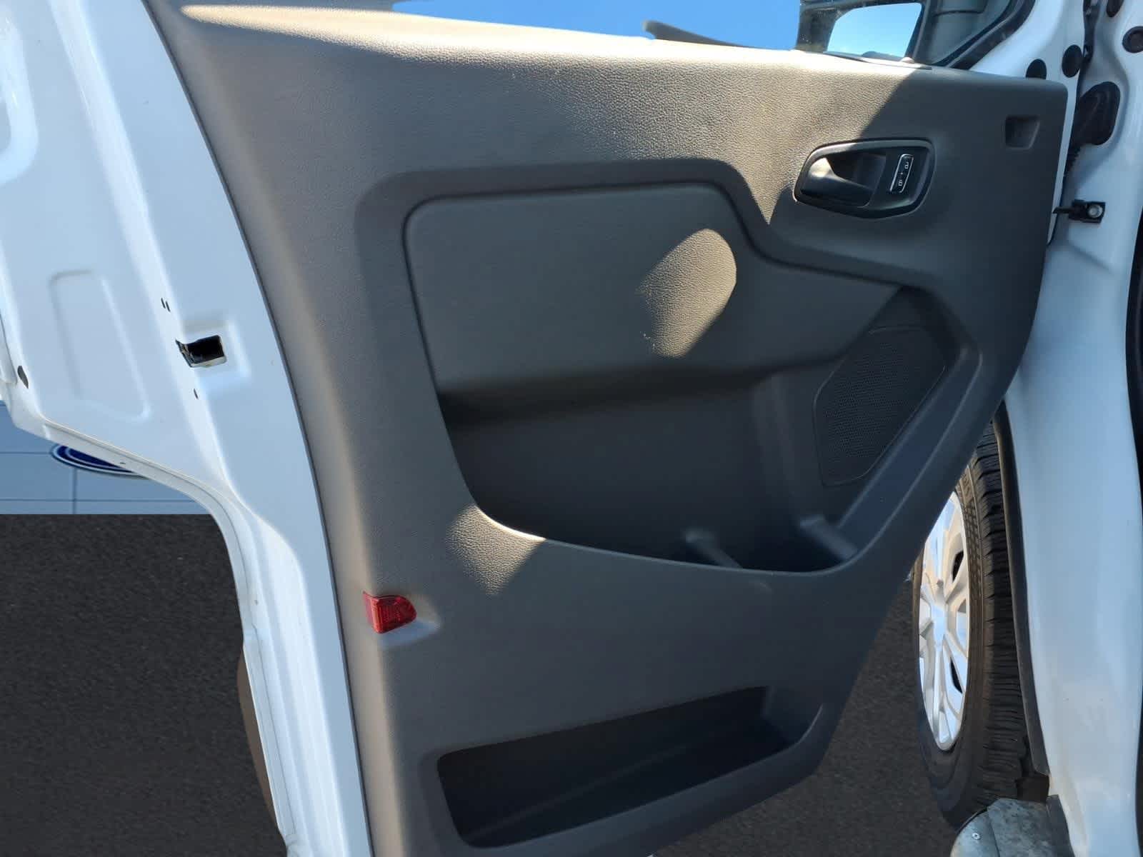 2024 Ford Transit T-250 130" Low Rf 9070 GVWR RWD