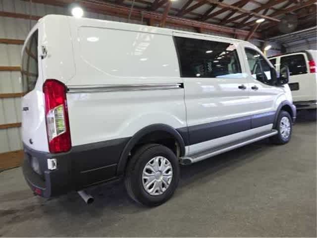 2024 Ford Transit T-250 130" Low Rf 9070 GVWR RWD