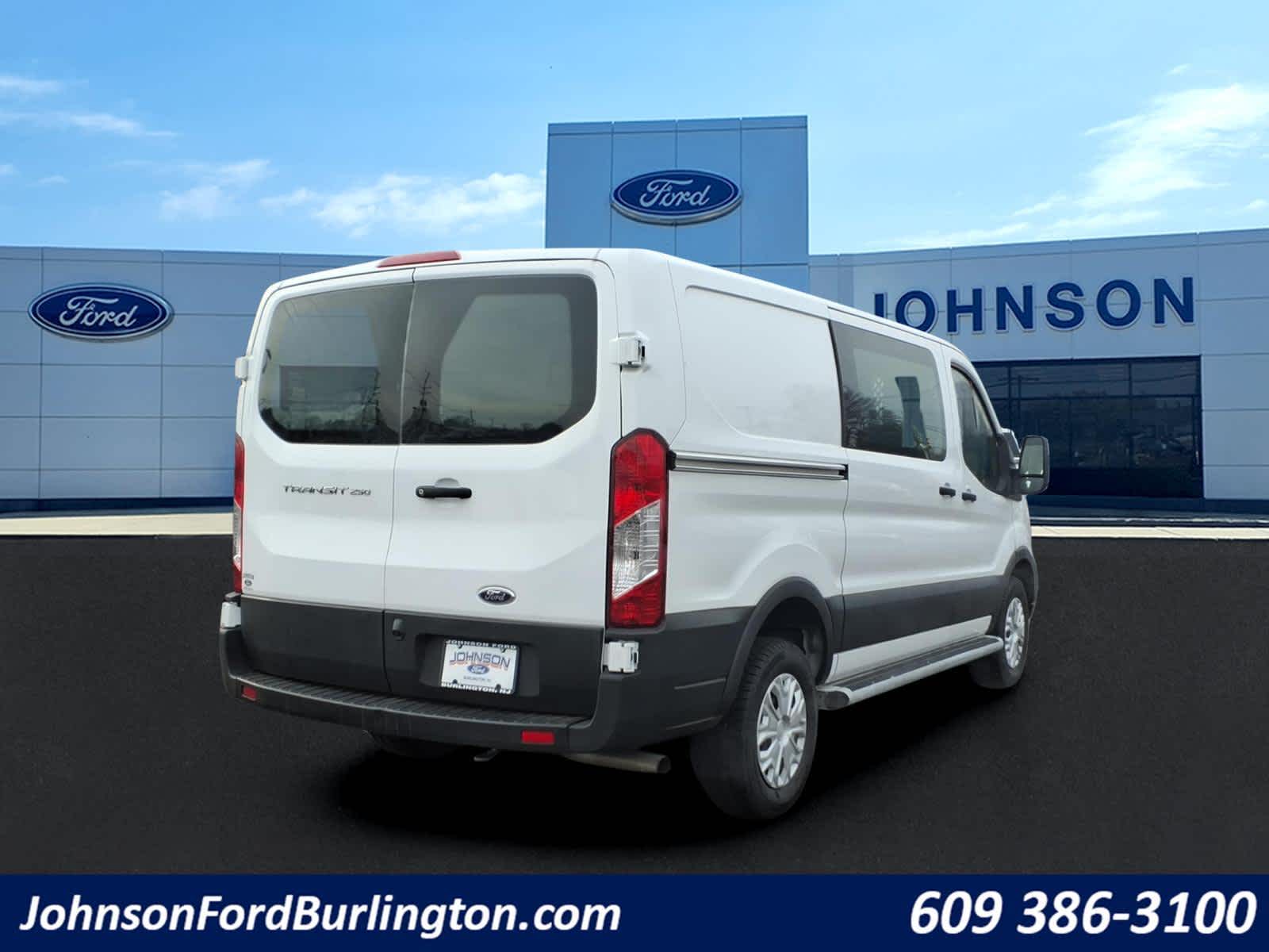 2024 Ford Transit T-250 130" Low Rf 9070 GVWR RWD