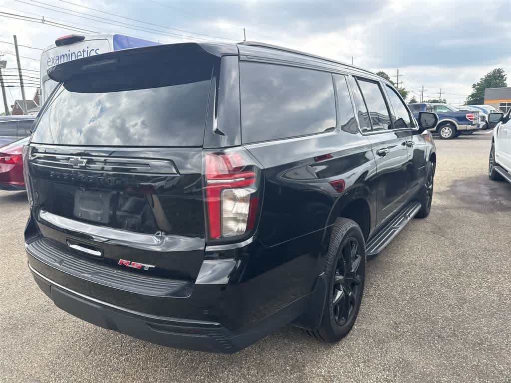 2023 Chevrolet Suburban RST