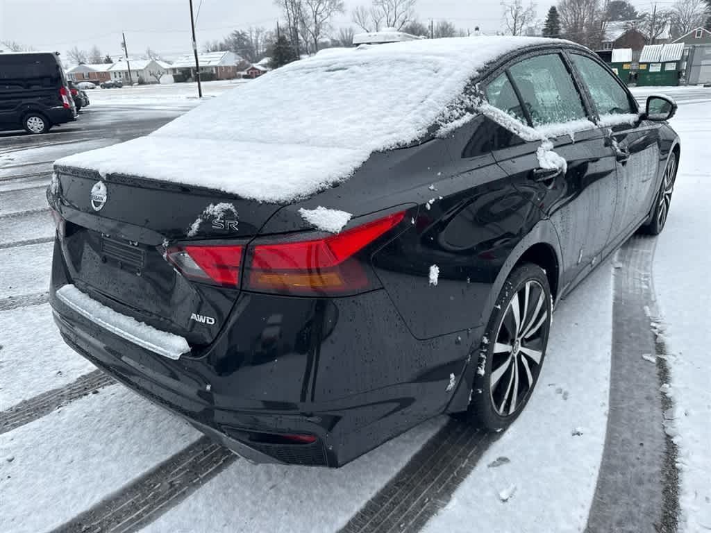 2021 Nissan Altima 2.5 SR