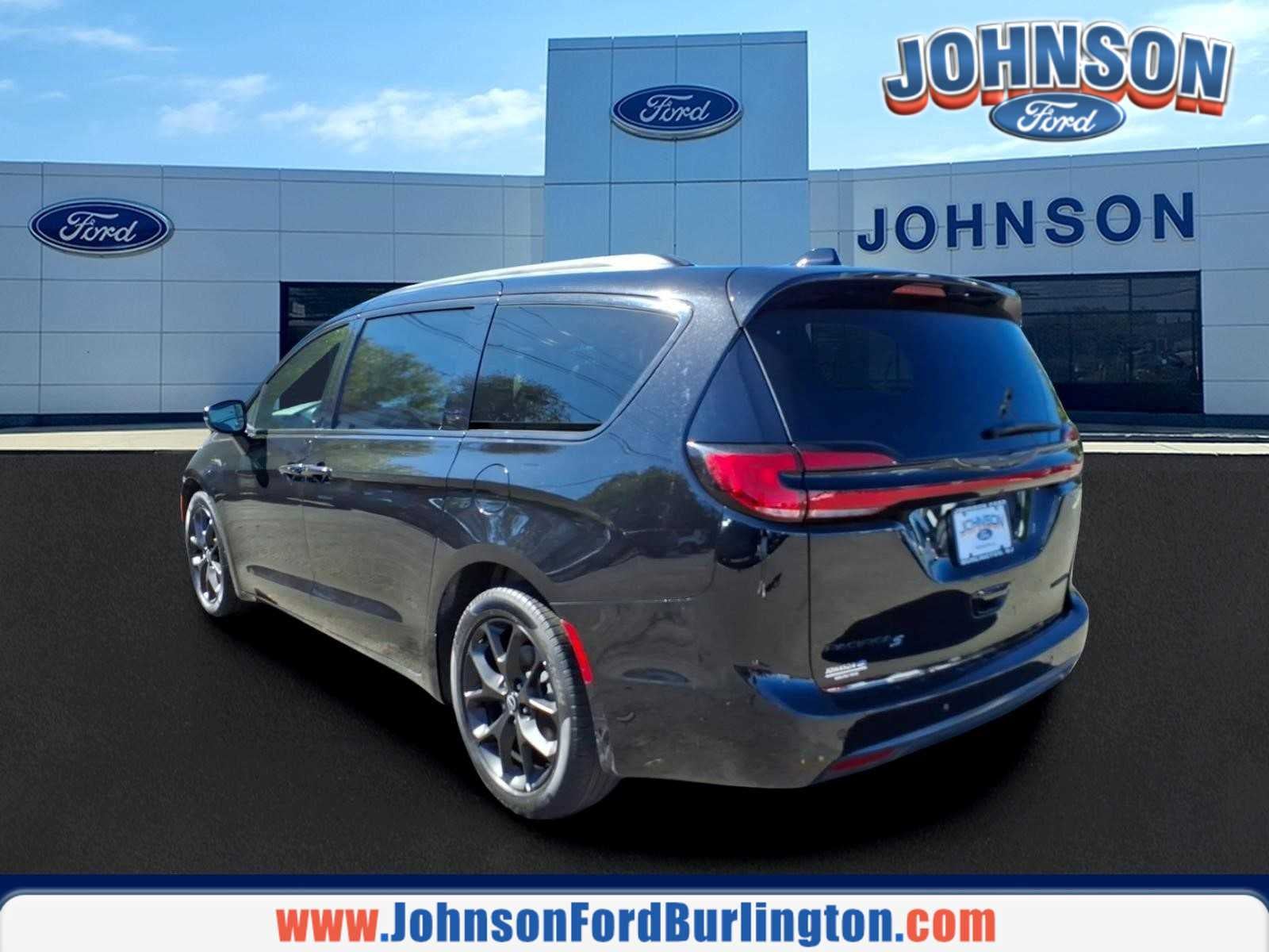2025 Chrysler Pacifica Limited