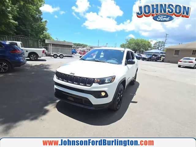 2025 Jeep Compass Latitude 4X4's photo