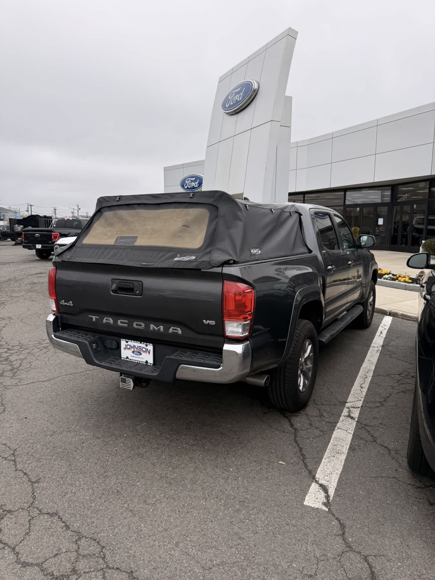 2016 Toyota Tacoma SR5