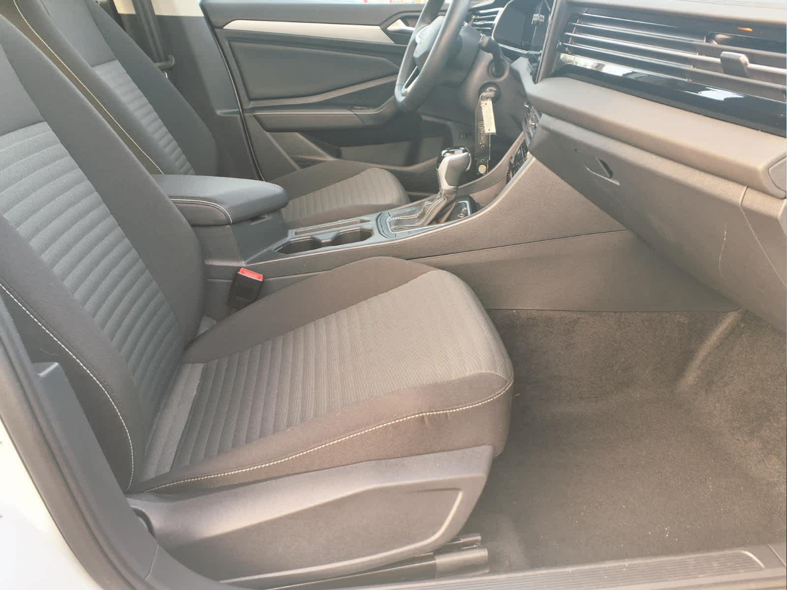 2025 Volkswagen Jetta S