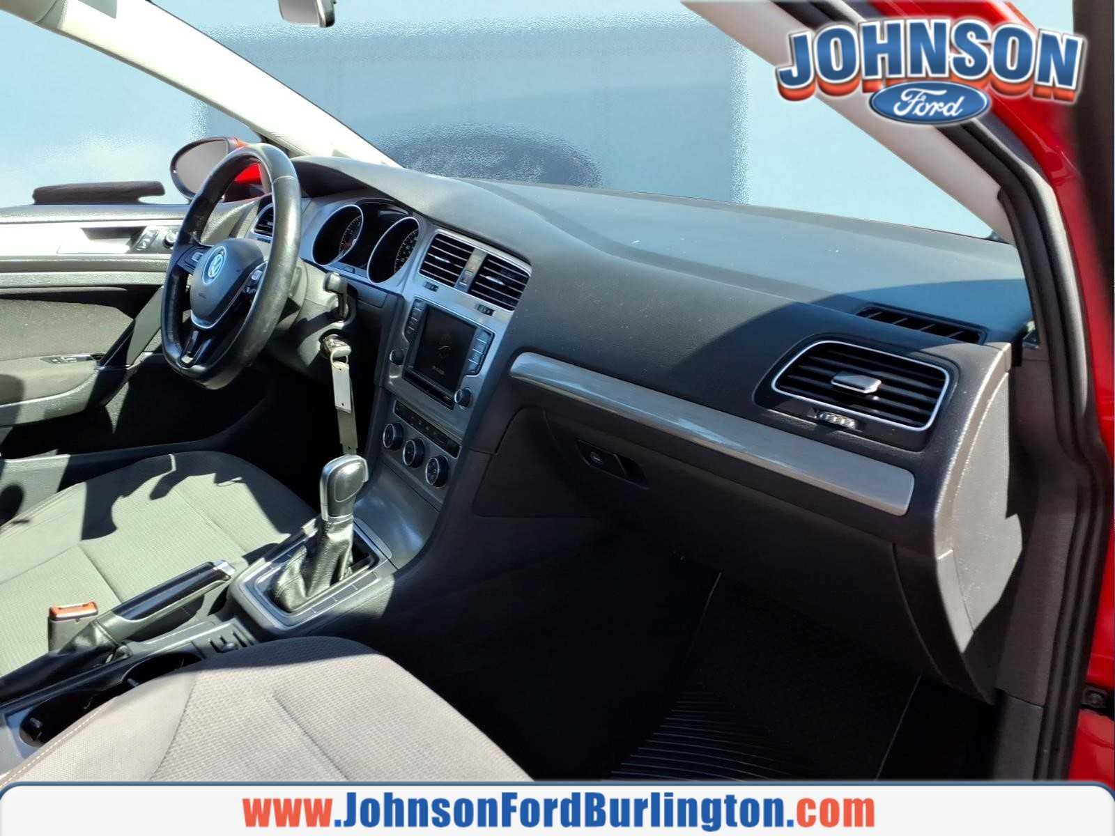 2016 Volkswagen Golf SportWagen TSI S
