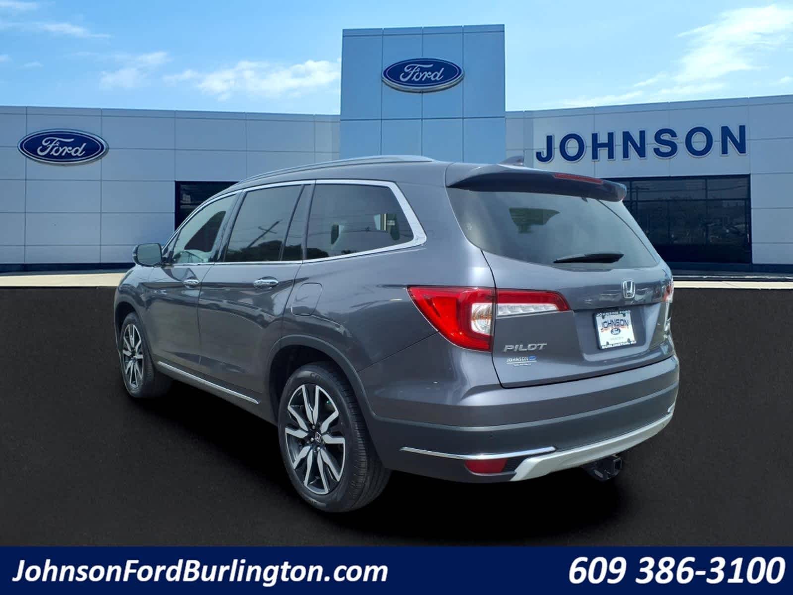2019 Honda Pilot Touring 8-Passenger