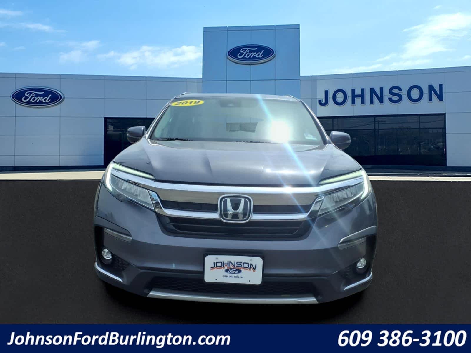 2019 Honda Pilot Touring 8-Passenger